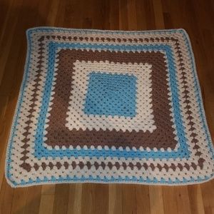 Thick crochet baby blankie